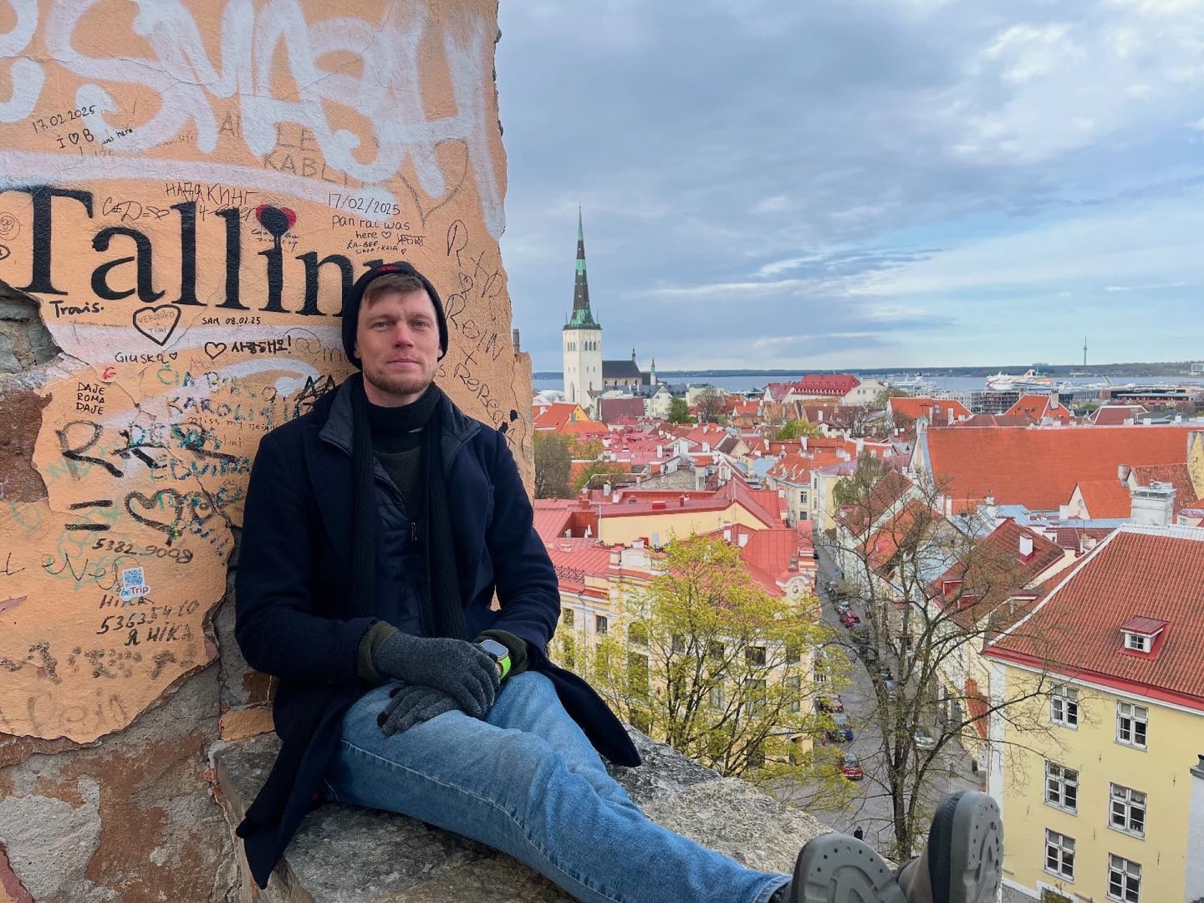 Alex Lindholm travelling in Tallinn